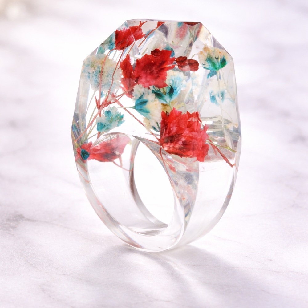 Floral Resin Ring with Red and Green Flowers size 7